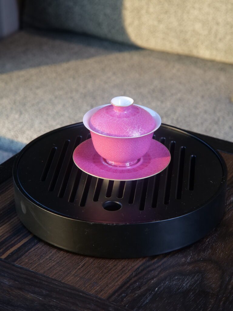 Carmine Red Elegant Charm Gaiwan