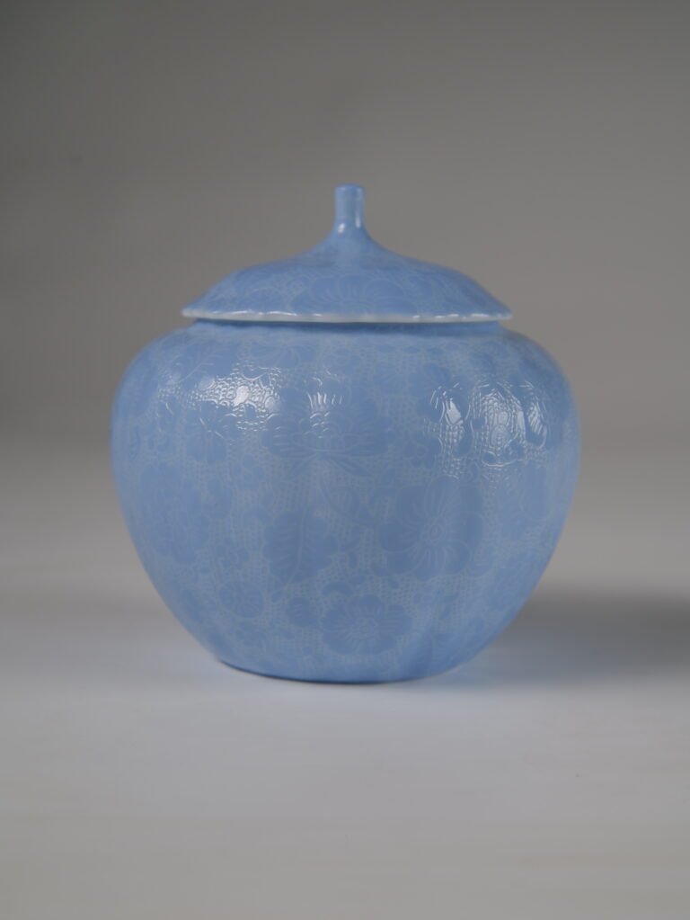 East Breaking Dawn Melon-shaped Jar