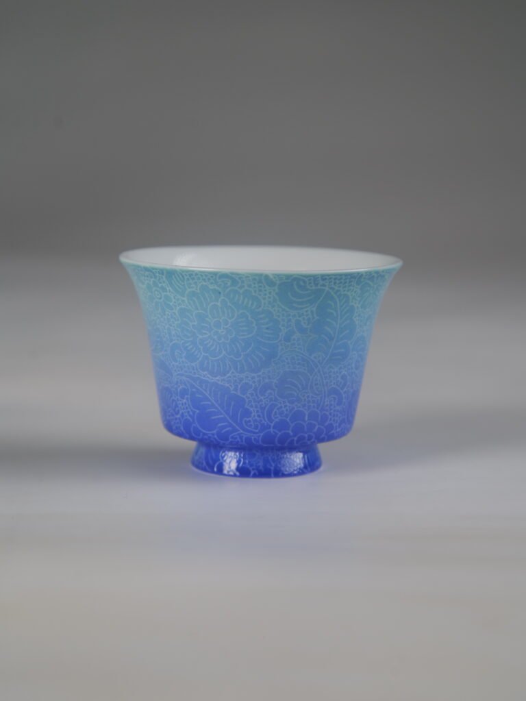 Only This Verdant Blue Horseshoe Cup