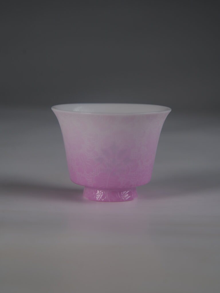 Peach Pink Gradient Horseshoe Cup