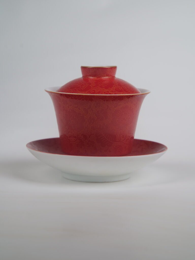 Gold-base Vermilion Horseshoe Gaiwan